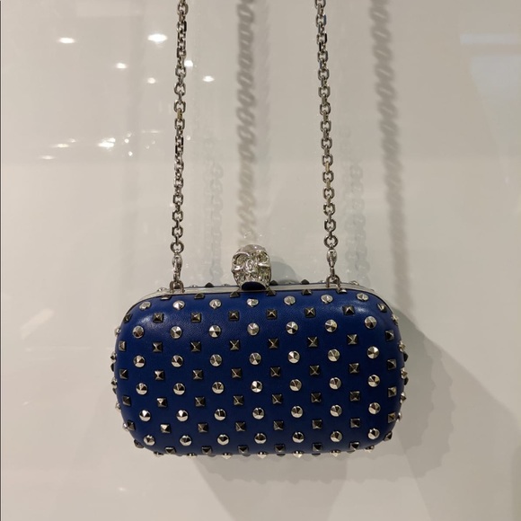 [Authentic] Alexander McQueen Skull Box Studded Clutch - Picture 6 of 7